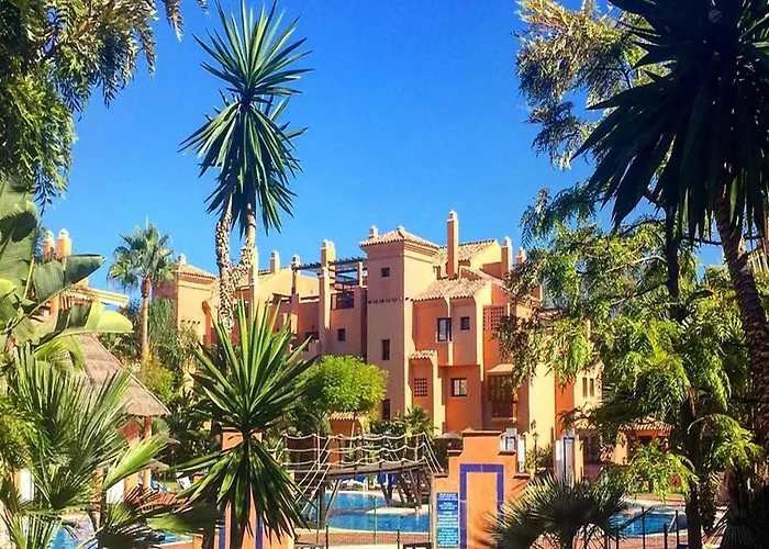 Modern 2 Bedroom - Hacienda Del Sol Apartment *